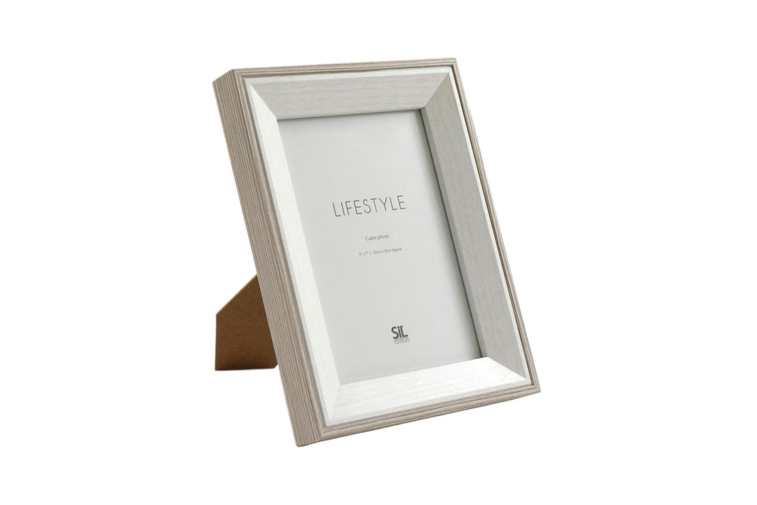 Antique Style White Photo Frame 6x4' - Geko Products