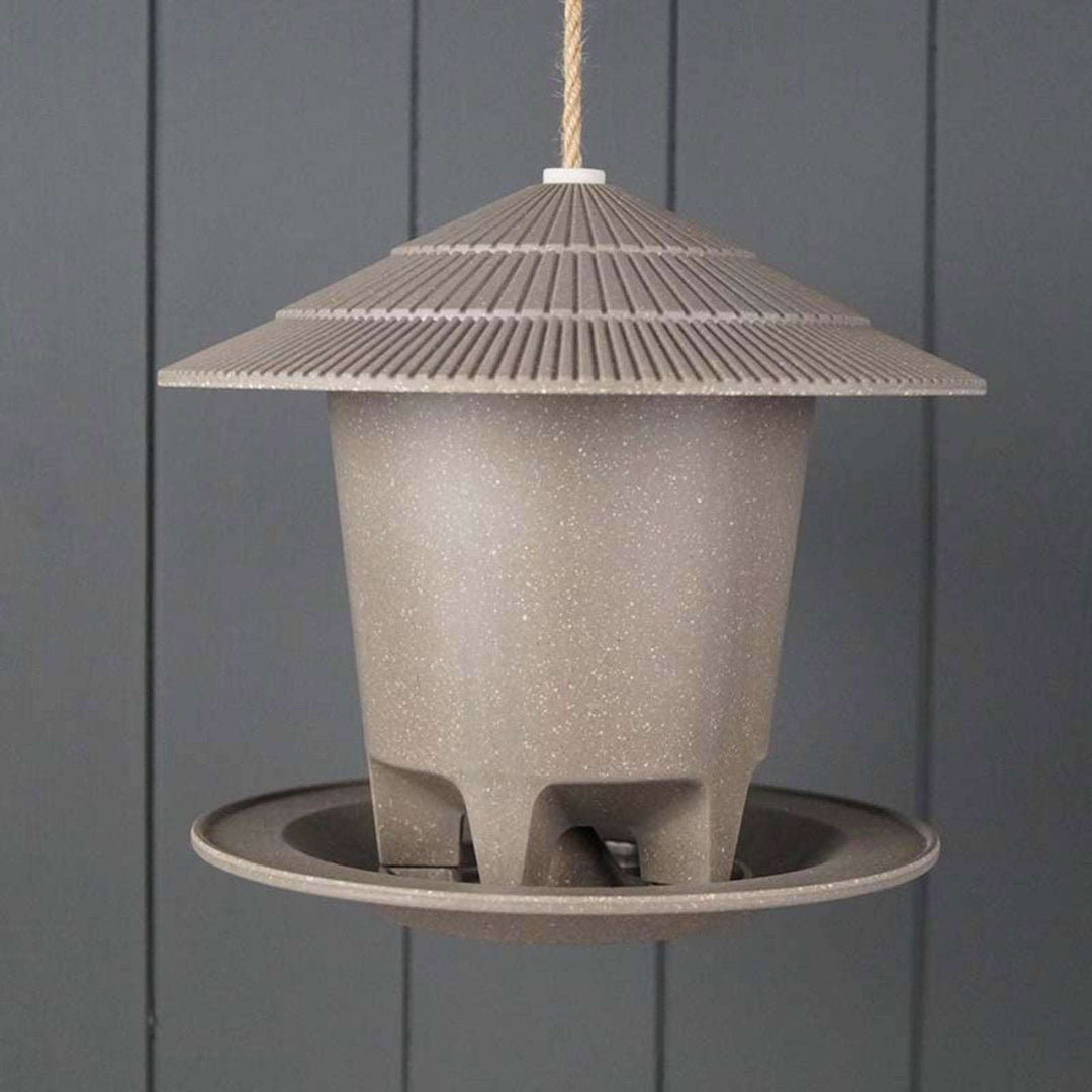 Earthy Deluxe Round Bird Feeder - Straw (21.8cm) - Geko Products