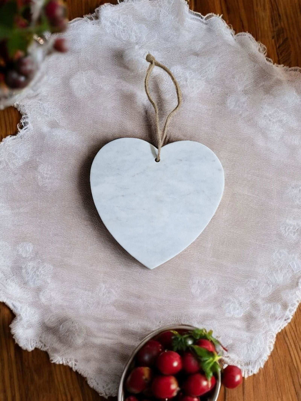 White Heart Chopping Board 24x26cm - Geko Products