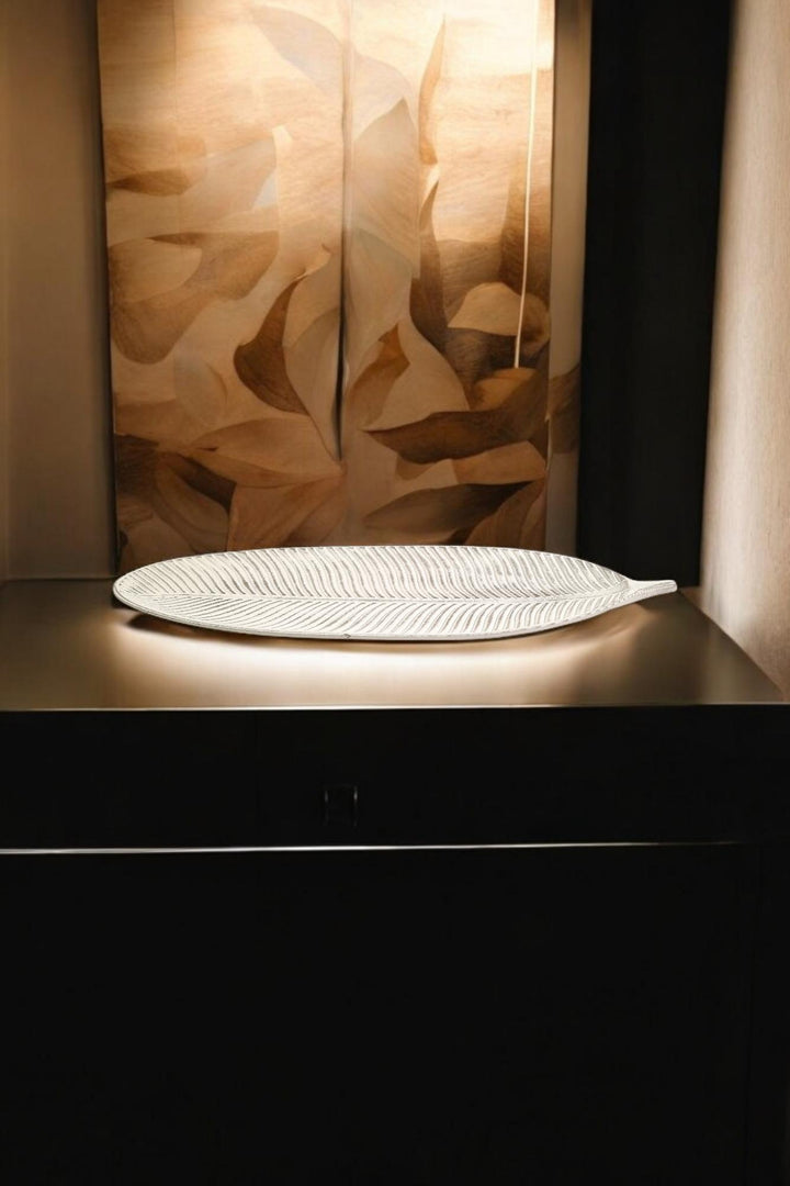 Antique White Leaf Tray - Geko Products