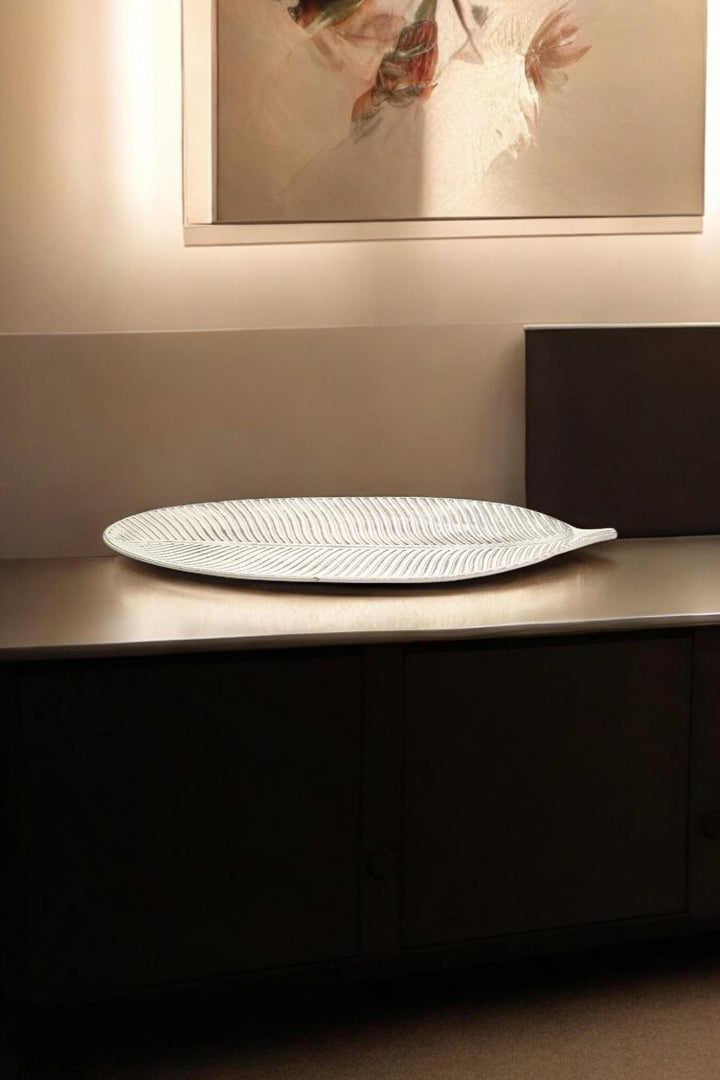 Antique White Leaf Tray - Geko Products