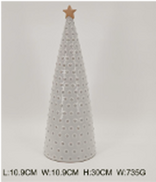Reference image of white bobbin Christmas tree with dimensions printed below