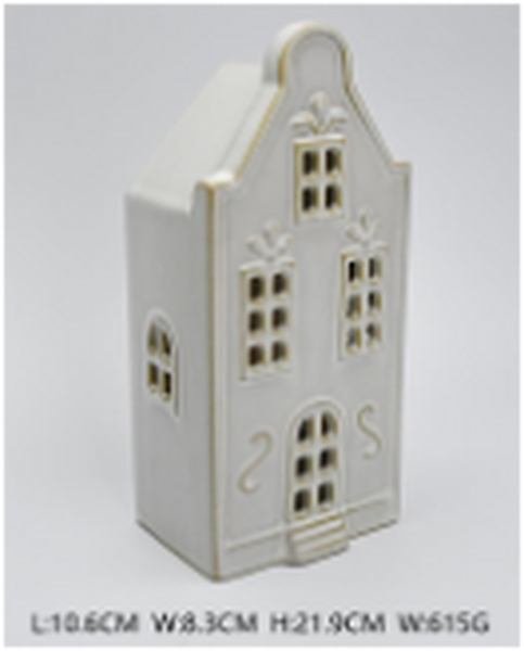 Reference image of large Christmas townhouse with printed measurements