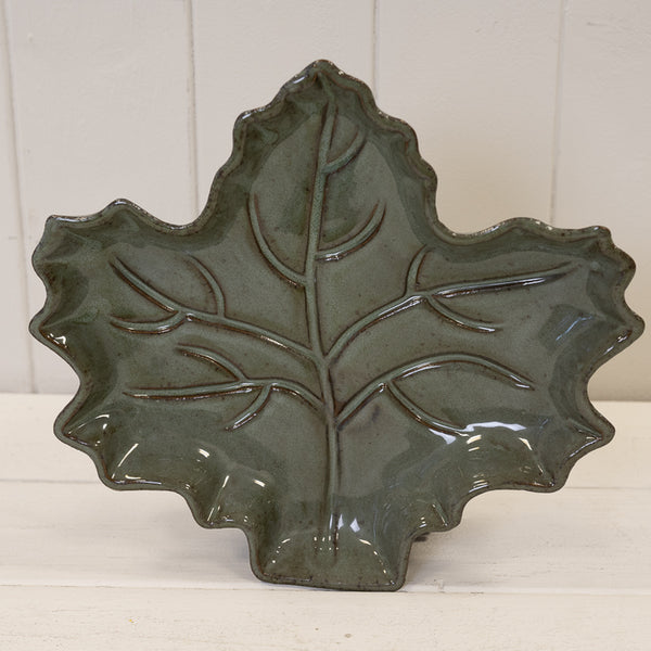 Dark Green Leaf-Shaped Plate