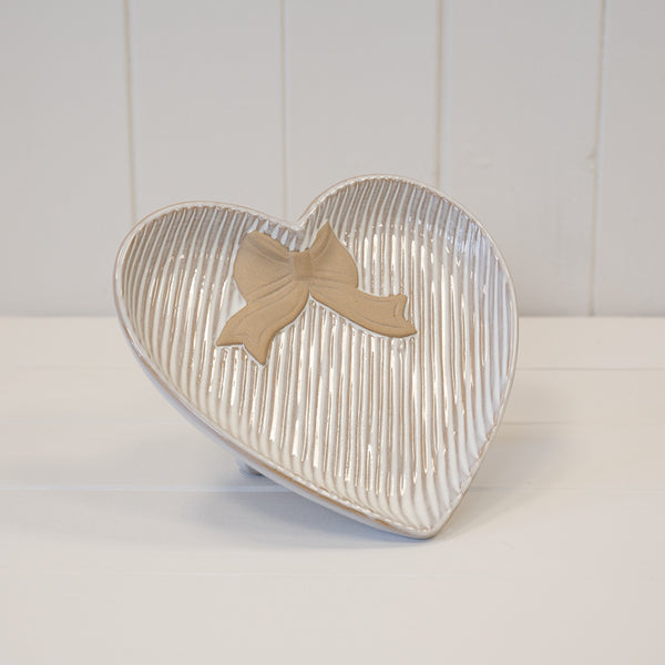 Medium Heart Plate with Bow Detail