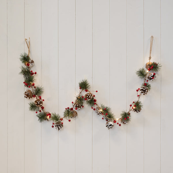 LED Garland with Pinecone and Berries