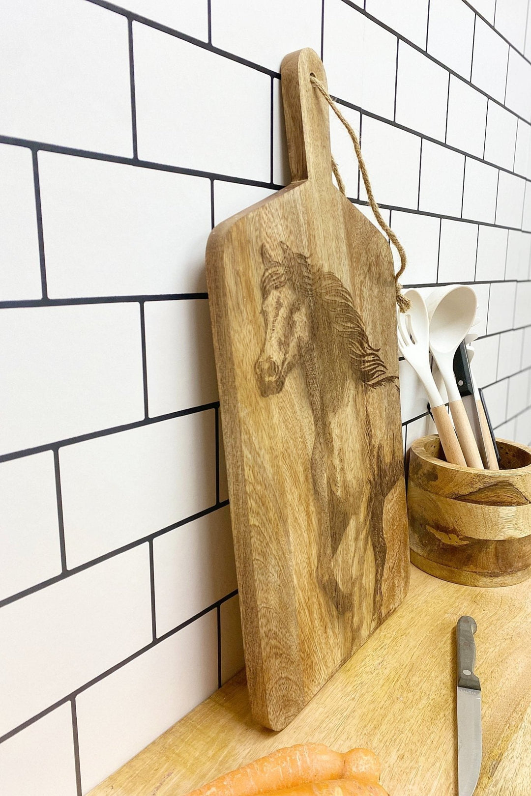 Engraved Horse Chopping Board - Smiddy Furniture-4